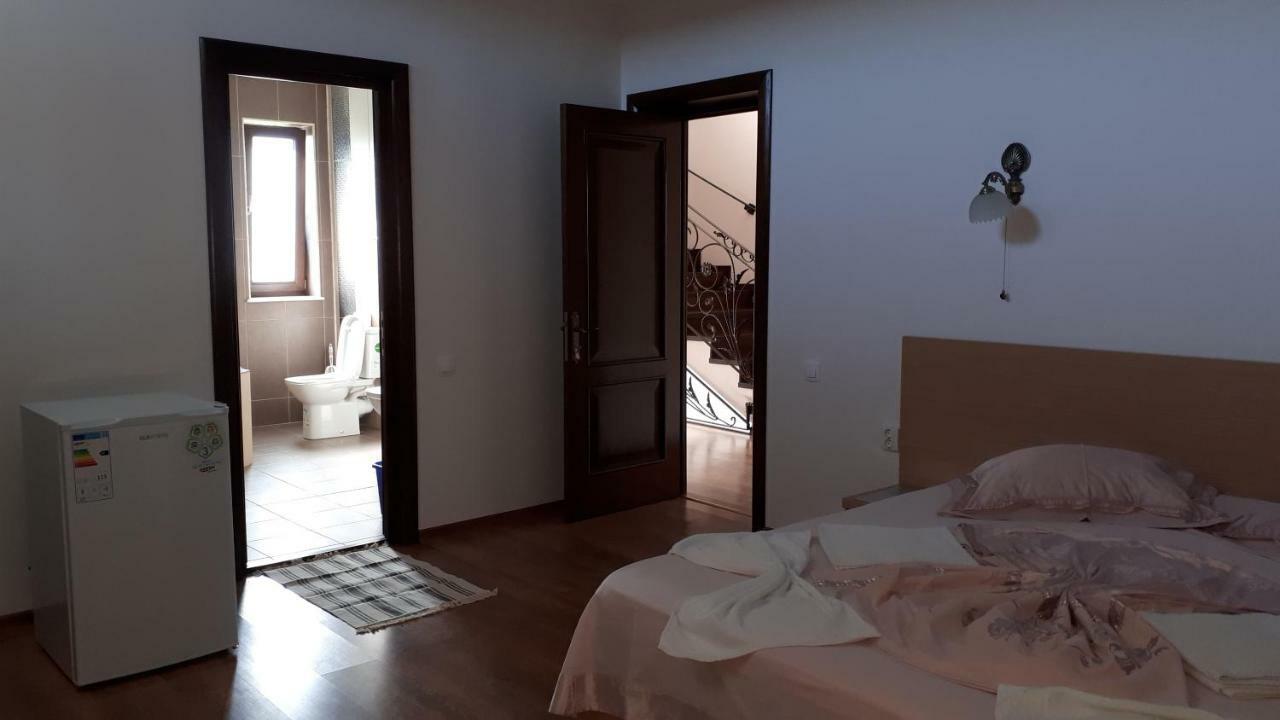 Vila "Livia" 호텔 테기르기올 외부 사진
