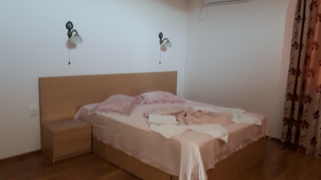 Vila "Livia" 호텔 테기르기올 외부 사진